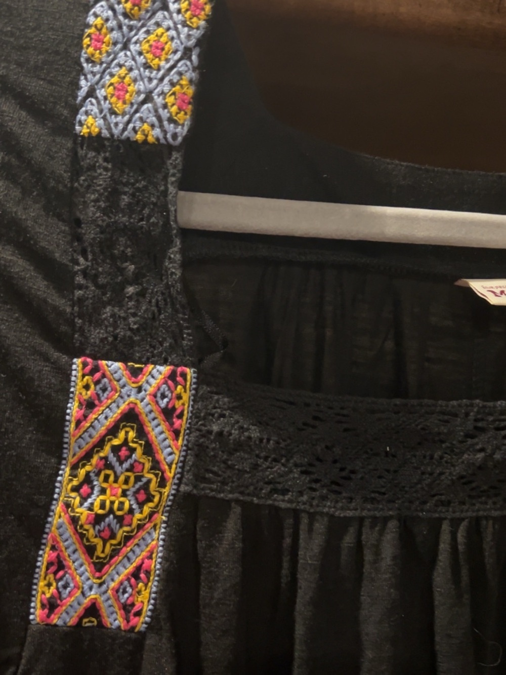🌸Mudd Boho Black Embroidered Square Neck 3/4 Sleeve Peasant Top Medium NWT - Picture 6 of 9